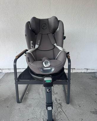 Seggiolino Cybex Sirona Z con base T platinum
