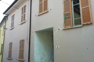 Immobile (ex trattoria) su tre piani