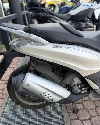 PIAGGIO Beverly 300 ie S