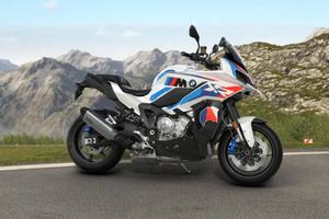 BMW M 1000 XR