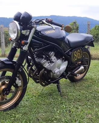 Moto caferace