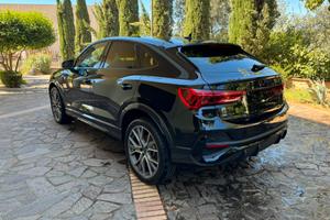AUDI Q3 SPB 40 TDI  4WD S-tronic S-line Identiy B.