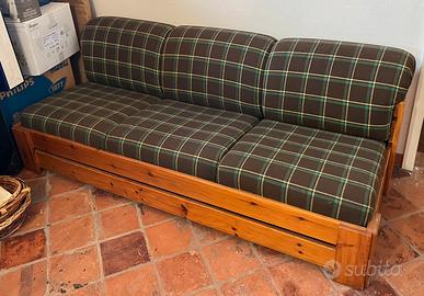 Divano letto “Cortina” in legno vintage rustico