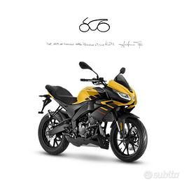APRILIA Tuono 125 .