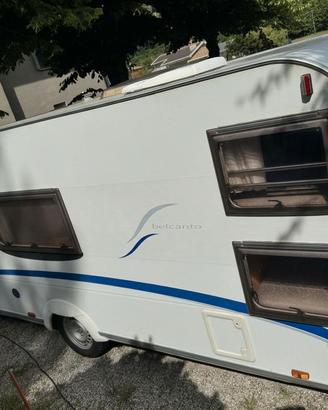 roulotte/caravan burstner 