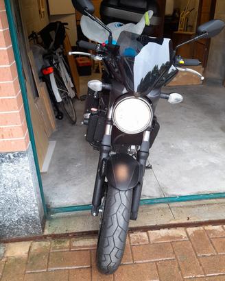 moto suzuki SV 650