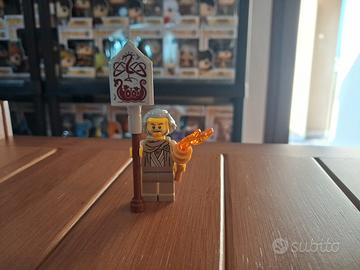Lego minifigure anziano vichingo