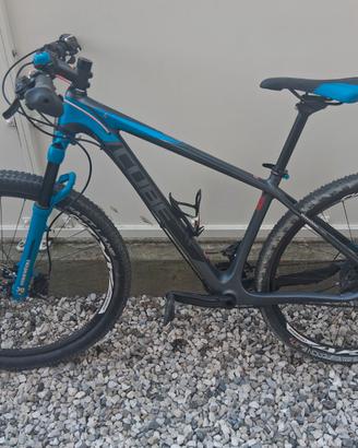 MTB Cube misura M