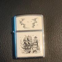 accendino Zippo con veliero