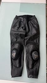 Pantaloni moto