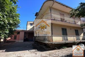 Intero Stabile ad Orta di Atella