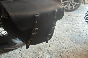 Borsa laterale harley davidson dyna