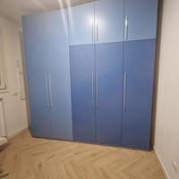 Armadiatura compresa di letto a scomparsa