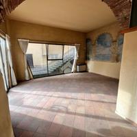 NEGOZIO A SARNICO