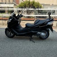 Suzuki Burgman 400