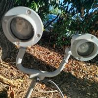 quattro fari elettrici esterno