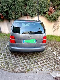 Volkswagen Touran 2004  1.9 cavalli 105