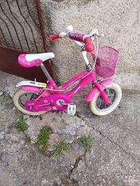 Bici bambina colore rosa come da foto.