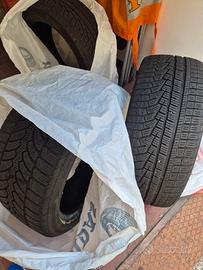 Hankook Winter 225/45 R18 91H, dot 3223