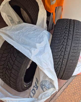 Hankook Winter 225/45 R18 91H, dot 3223