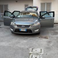 Ford Mondeo Ghia 