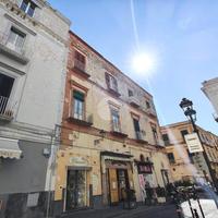 5 LOCALI A TORRE DEL GRECO