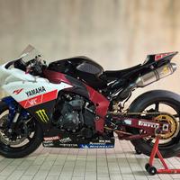 YAMAHA R1 Big Bang/Permuto usato 
