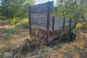 Carro spandiletame a due alberi verticali