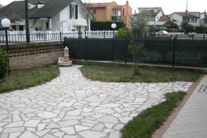 XXV Aprile CON GIARDINO IND. a Lido Scacchi -240-