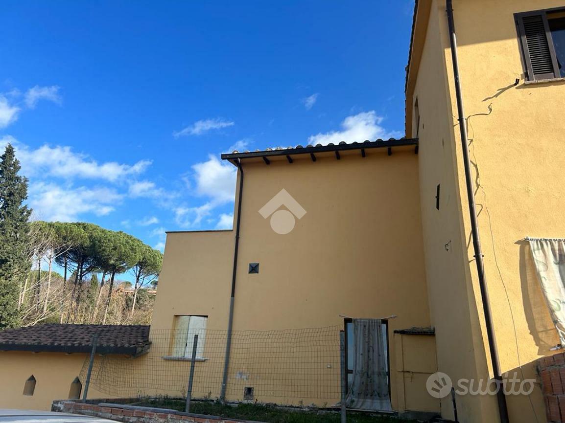 3 LOCALI A DERUTA - View 2