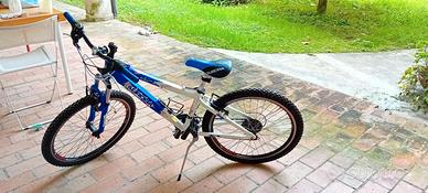 bicicletta ragazzo