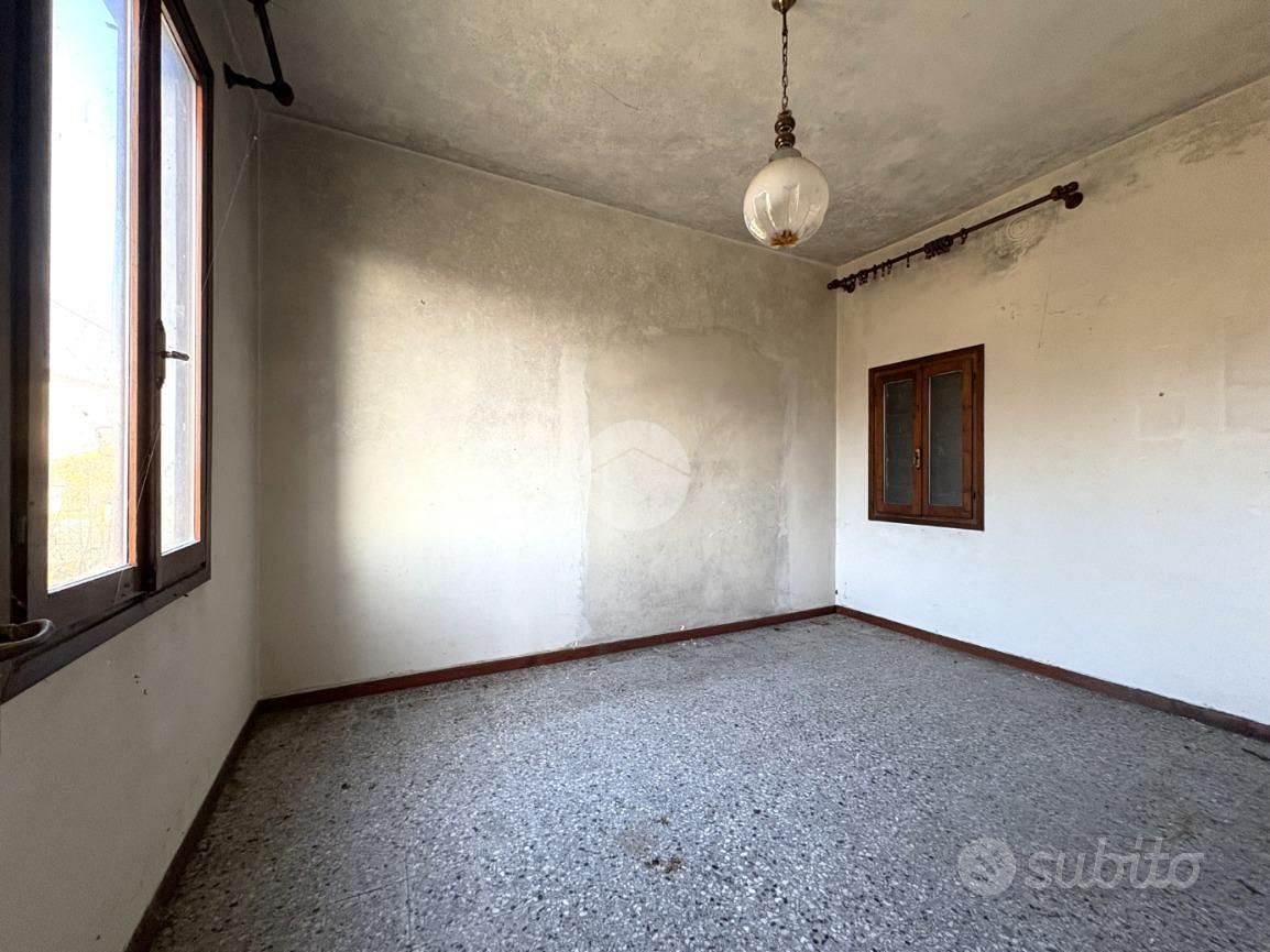 VILLA SINGOLA A TREVISO - Vista 3