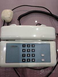 Telefono SIP design Giugiaro