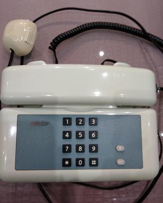 Telefono SIP design Giugiaro