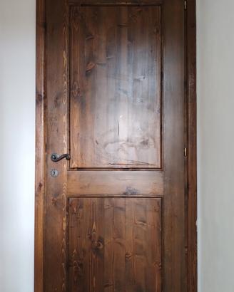 n. 4 porte in legno 