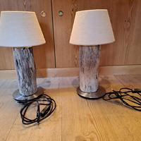 Abat jour / lampade da comodino in legno vecchio