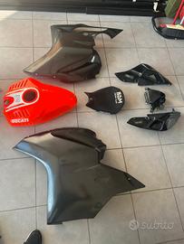 Carene in carbonio Ducati 1199R 