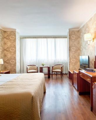 HOTEL 42 CAMERE