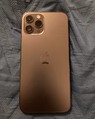 Iphone 12 pro max con schermo rotto