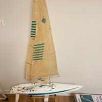 Barca a vela radiocomandata