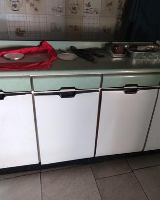credenza cucina vintage 