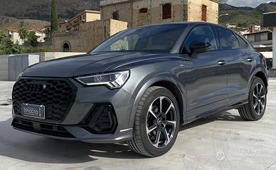 Audi Q3 SPB S Line interno ed esterno 2.0 TDI...