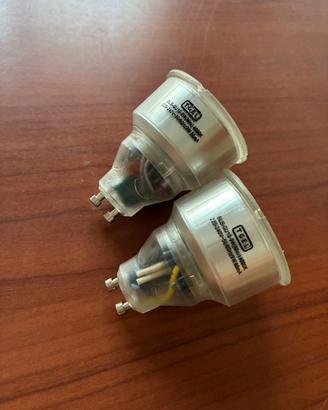 2 Lampadine LED per Faretti luce calda