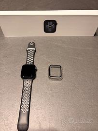 Apple IWatch SE midnight 40 mm
