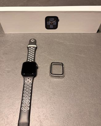 Apple IWatch SE midnight 40 mm