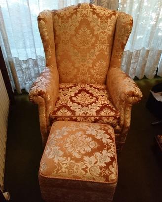 Poltrone bergere con pouf n.2