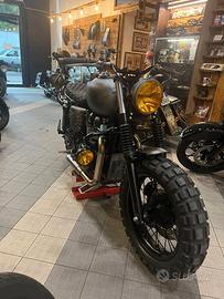 Triumph Scrambler customizzata 8900 euro tratt