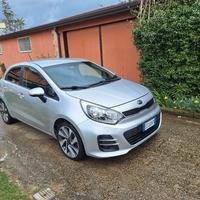 kia rio unico proprietario