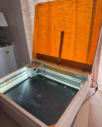 Macchina per taglio e incisione laser / stampante