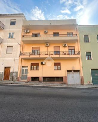 2 LOCALI A CAGLIARI